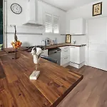 Maison Avec Jardin, A 1km Des Plages Апартаменты Руайян