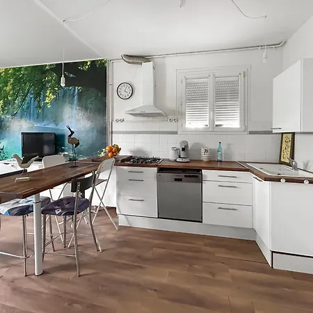 Maison Avec Jardin, à 1km Des Plages Appartement